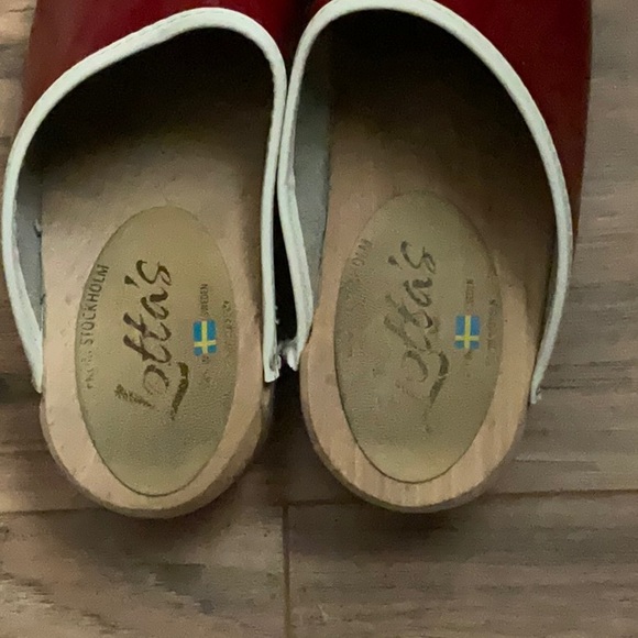 Red Clogs - Picture 2 of 2